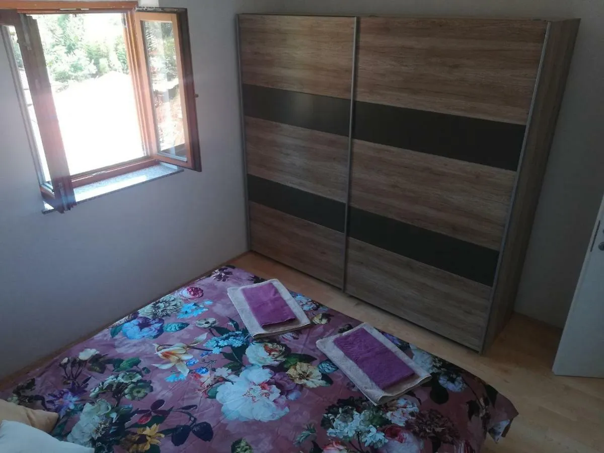 Malti Modis Apartment Lovran