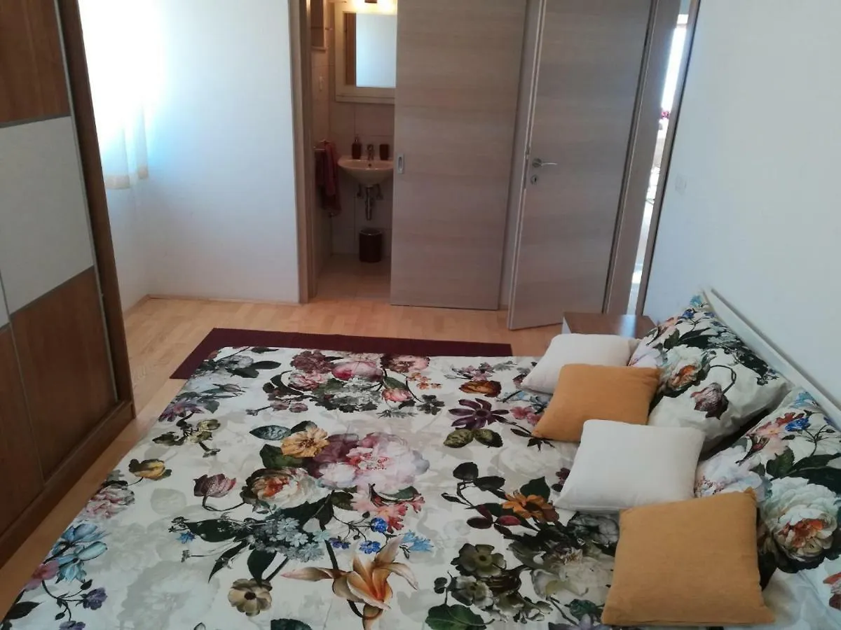Malti Modis Apartment Lovran 0*,
